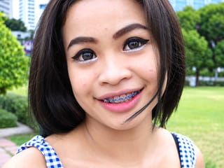 Busty Thai teen amateur street pick up for sex in his hotel room