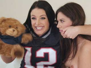 Angela White and Her Lesbian Wife Shyla Jennings