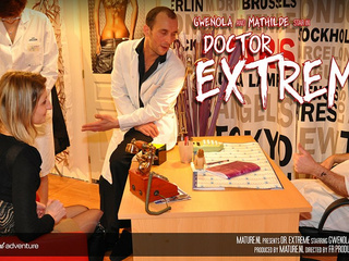 Doctor Extreme prende solo pazienti maturi che succhiano, schizzano, mangiano la figa e prendono il culo!
