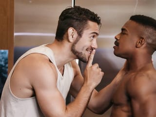 Garder tout mon ex est à proximité! - Dante Colle et Adrian Hart